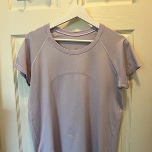Lululemon Swiftly Tech Short Sleeve 2.0 Size 14